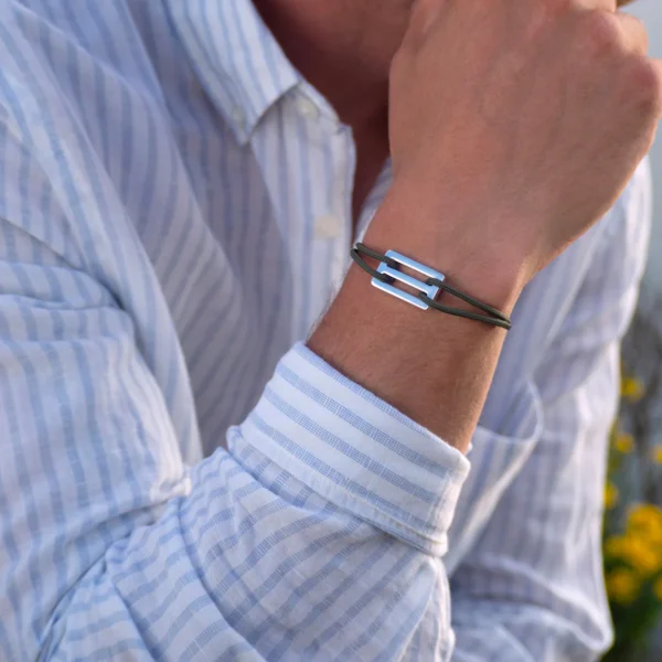 Découvrez la collection Boucle Harmonie plaqué argent de Le Vent à la Française — des bracelets élégants disponibles dans la boutique à Montpellier et sur notre site