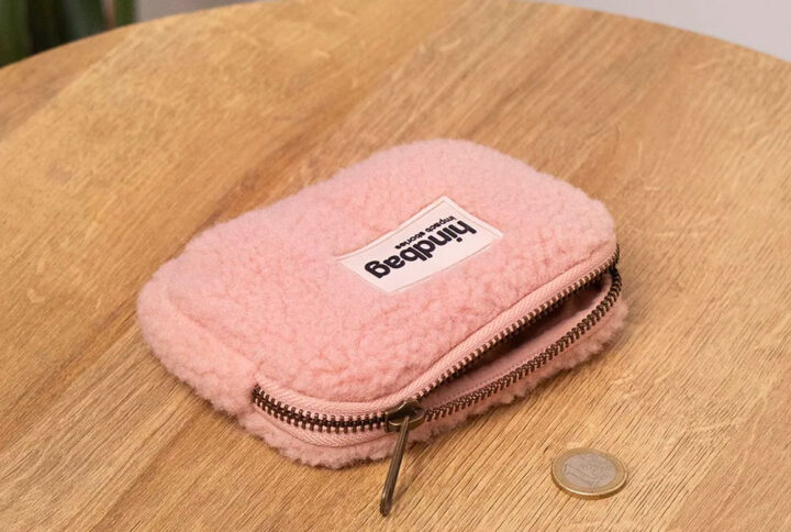 Porte-monnaie Lili Teddy rose en fausse fourrure Hindbag Montpellier