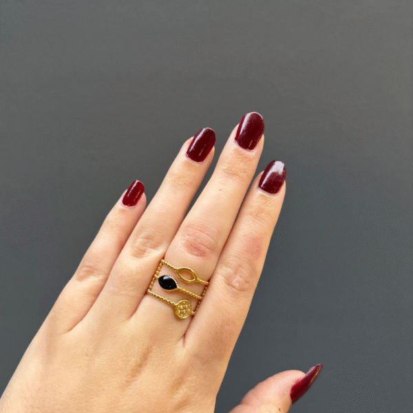 Bague dorée triple rang avec pierre noire réglable en acier inoxydable – bijou Montpellier