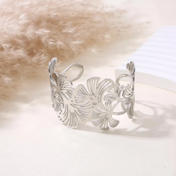 Jonc Ginkgo en acier inoxydable argenté motif feuilles de ginkgo