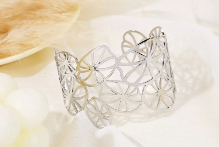 Jonc Nénuphar en acier inoxydable ajouré, bracelet floral doré ou argenté