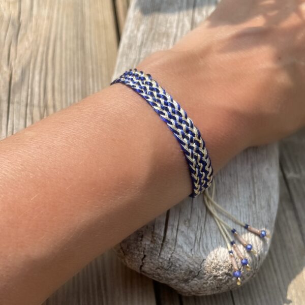 bracelet tissé artisanal soie bleu degrade or argent ajustable perles argent 925 or