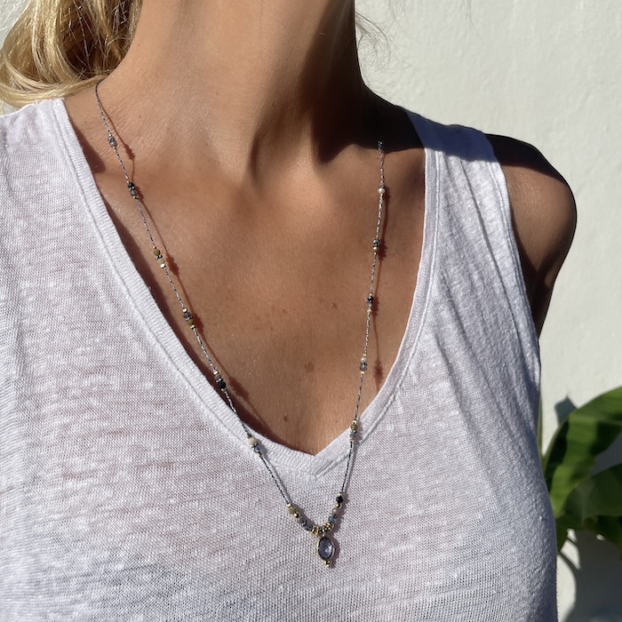 COLLIER-CLOETLOU-HUGUETTE-PORTE-LONG