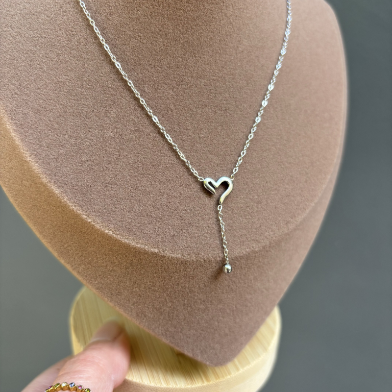 collier-argente-coeur-acier-inoxydable-manon-montpellier